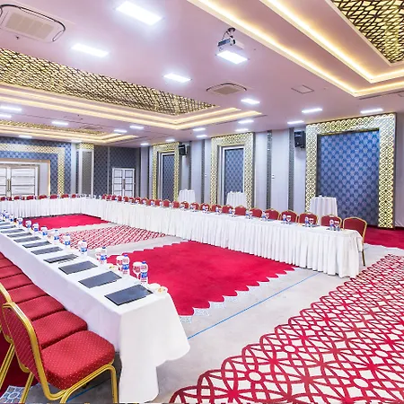 Hotel Demonti 4*