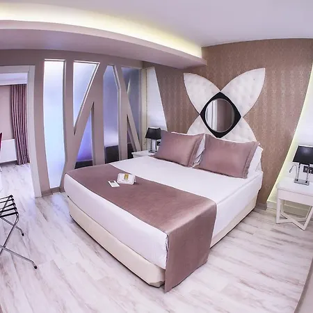 Demonti Otel