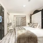 Demonti Ξενοδοχείο 4*