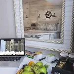 Ξενοδοχείο Demonti 4*